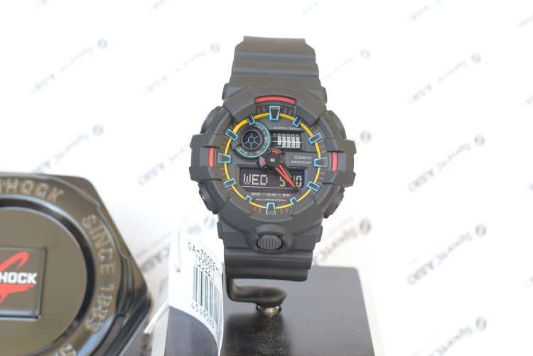 Наручные часы CASIO G-SHOCK GA-700SE-1A9