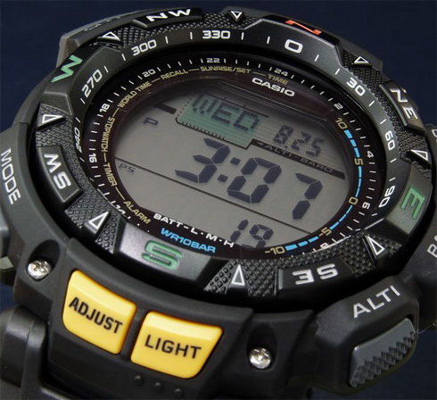 Наручные часы CASIO PRO TREK PRG-240-1E