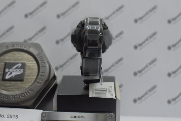 Наручные часы CASIO G-SHOCK GST-W130BD-1A