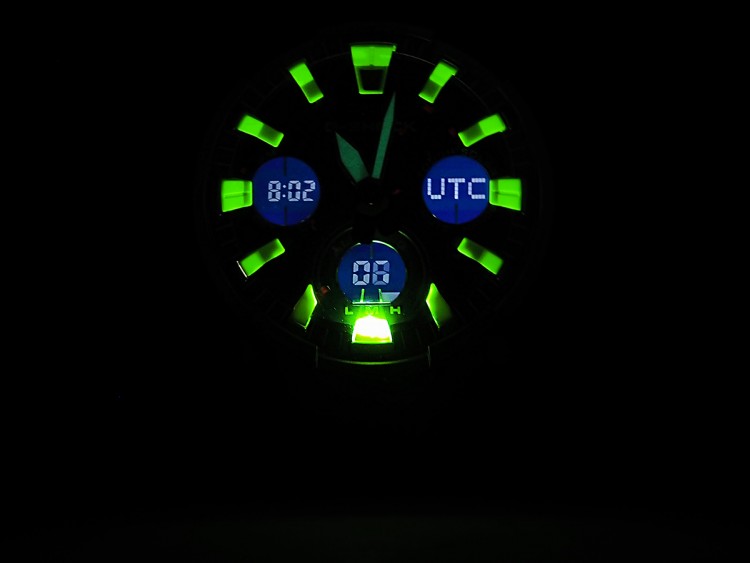 Наручные часы CASIO G-SHOCK GST-W130BD-1A