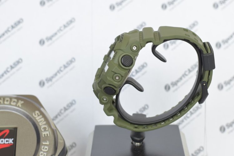Наручные часы CASIO G-SHOCK GA-700UC-3A