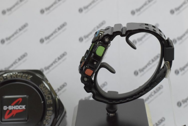 Наручные часы CASIO G-SHOCK GA-110MC-1A