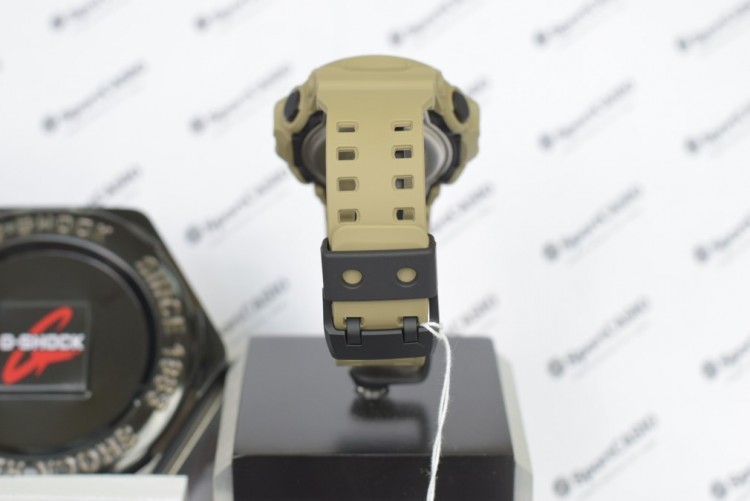 Наручные часы CASIO G-SHOCK GA-700UC-5A