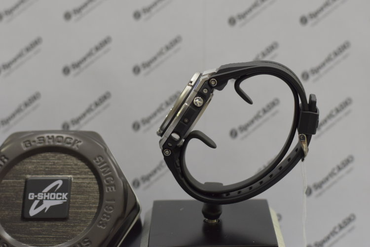 Наручные часы CASIO G-SHOCK GST-W310-1A