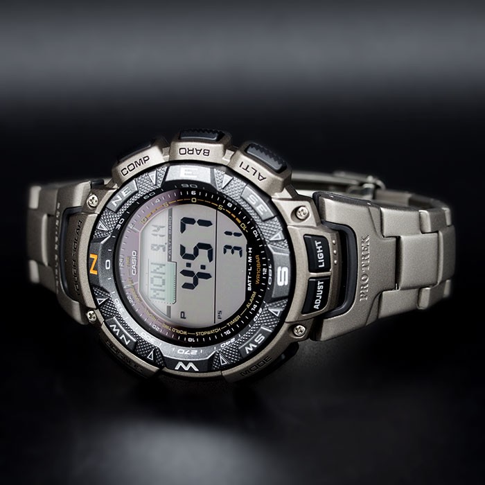 Наручные часы CASIO PRO TREK PRG-240T-7E / PRG-240T-7D