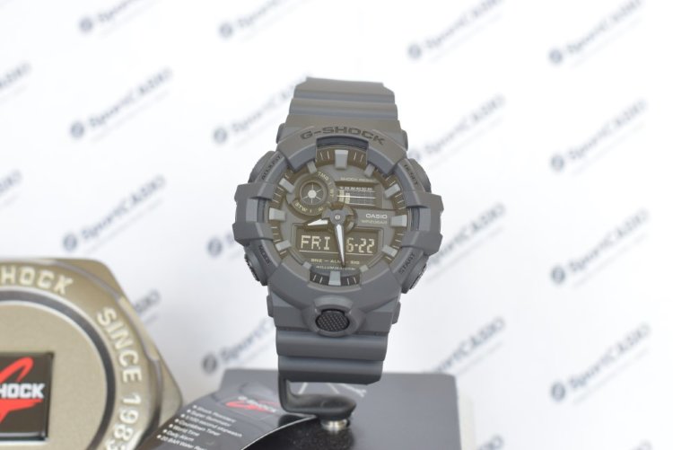 Наручные часы CASIO G-SHOCK GA-700UC-8A