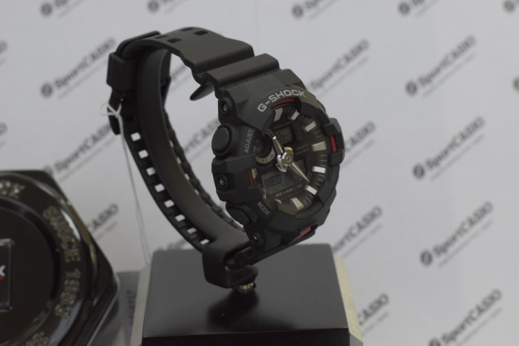 Наручные часы CASIO G-SHOCK GA-700-1A