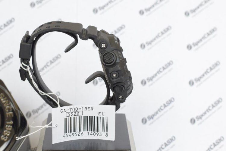Наручные часы CASIO G-SHOCK GA-700-1B