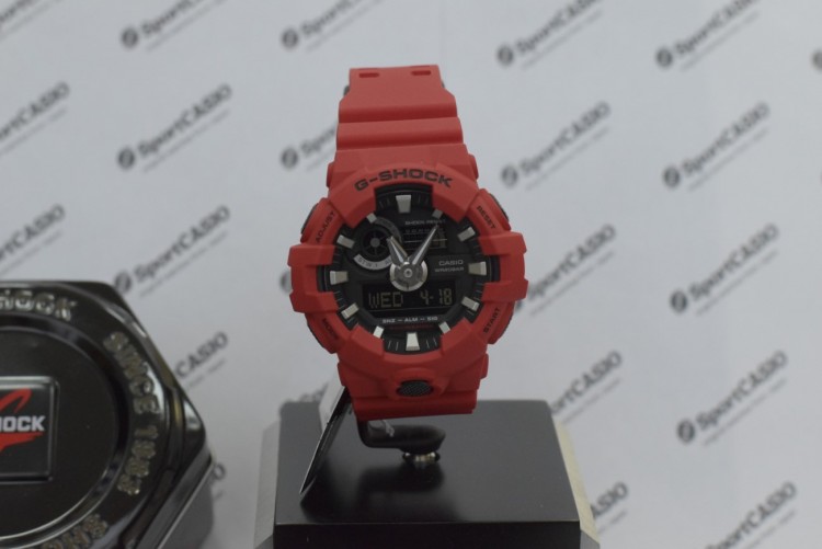 Наручные часы CASIO G-SHOCK GA-700-4A