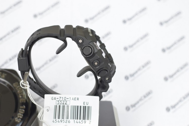 Наручные часы CASIO G-SHOCK GA-710-1A