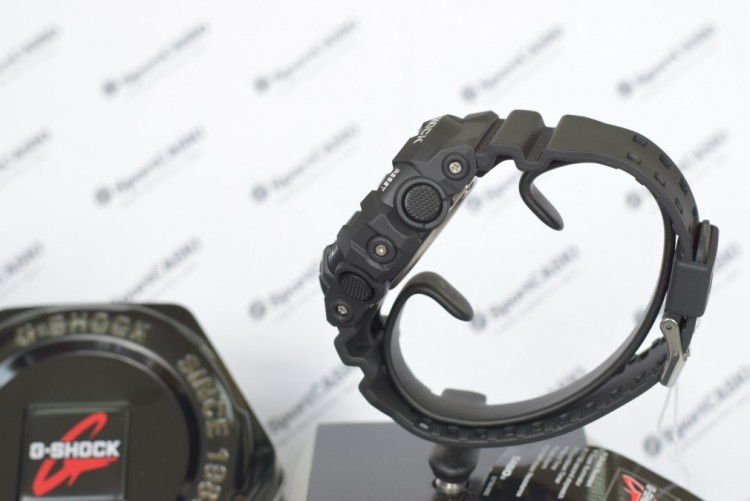 Наручные часы CASIO G-SHOCK GA-710-1A