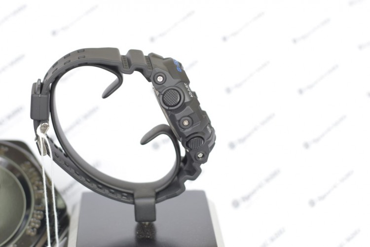 Наручные часы CASIO G-SHOCK GA-710-1A2