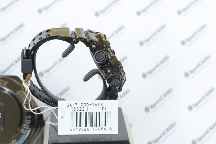 Наручные часы CASIO G-SHOCK GA-710GB-1A