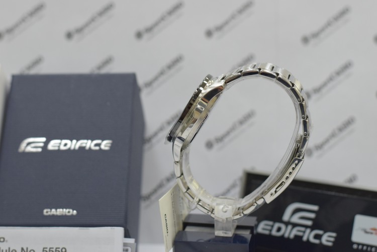 Наручные часы CASIO EDIFICE EFR-558DB-1A