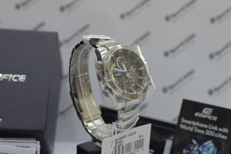 Наручные часы CASIO EDIFICE EQB-800D-1A