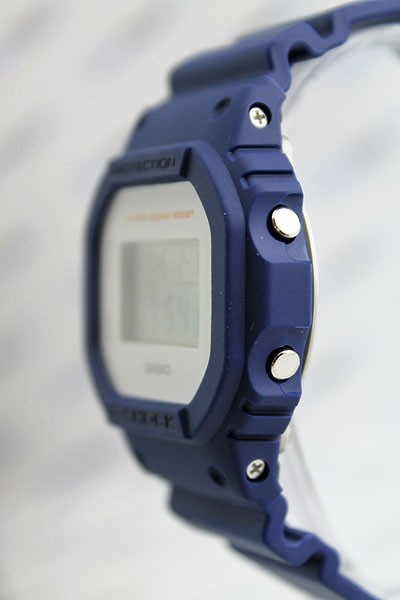 Наручные часы CASIO G-SHOCK DW-5600M-2E