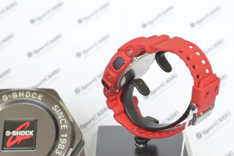 Наручные часы CASIO G-SHOCK GA-110FC-1A Limited Edition