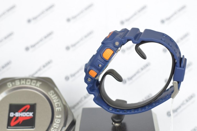 Наручные часы CASIO G-SHOCK GA-110FC-2A
