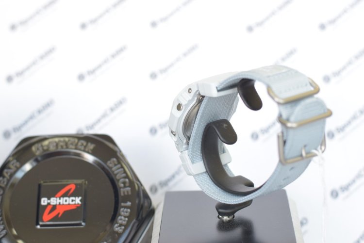 Наручные часы CASIO G-SHOCK GLS-5600CL-7D