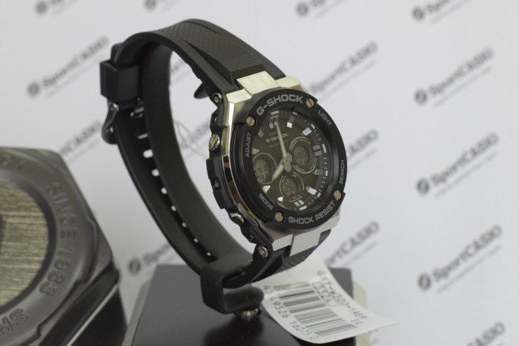 Наручные часы CASIO G-SHOCK GST-W300-1A