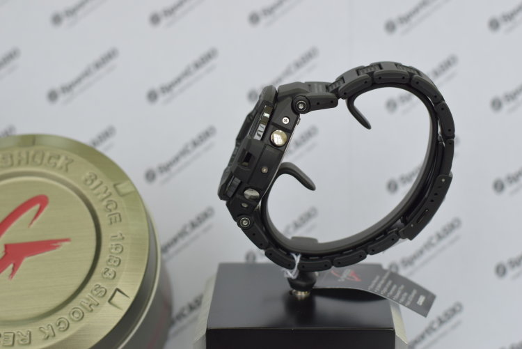 Наручные часы CASIO G-SHOCK GA-1000FC-1A