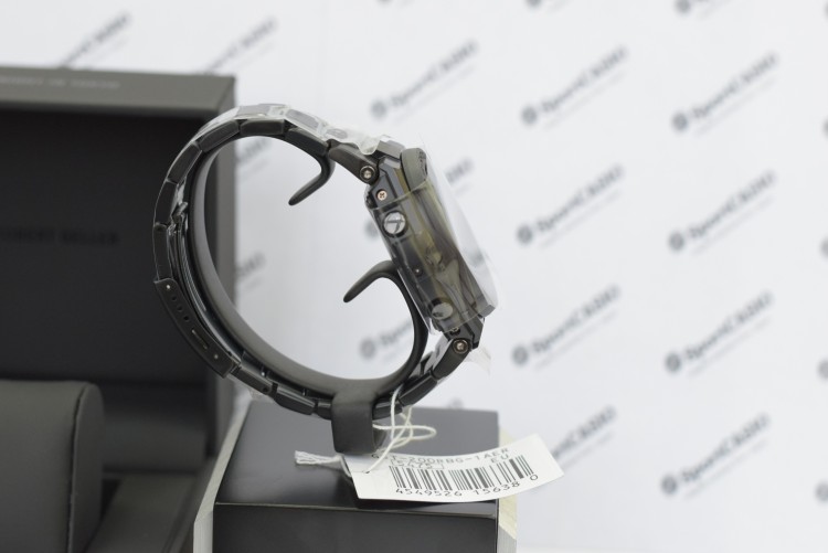 Наручные часы CASIO G-SHOCK GST-200RBG-1A