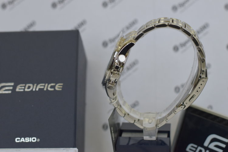 Наручные часы CASIO EDIFICE EFB-550D-1A